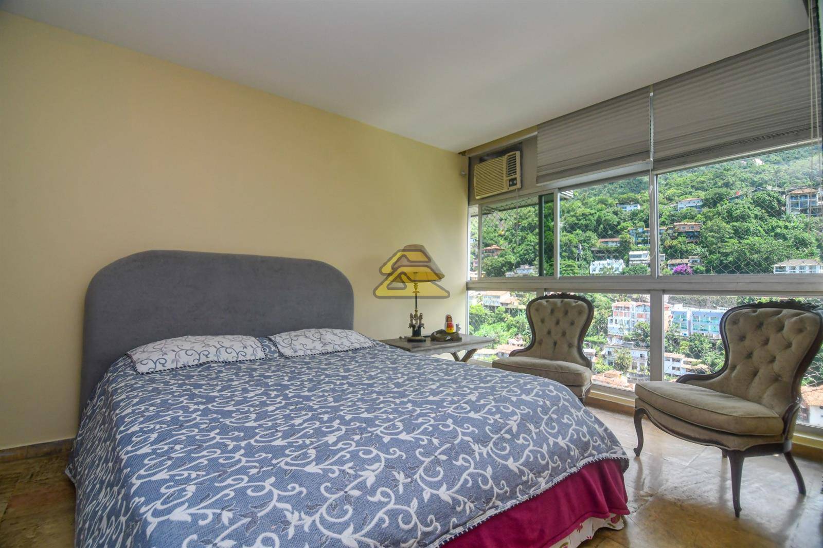 Apartamento à venda com 5 quartos, 217m² - Foto 15