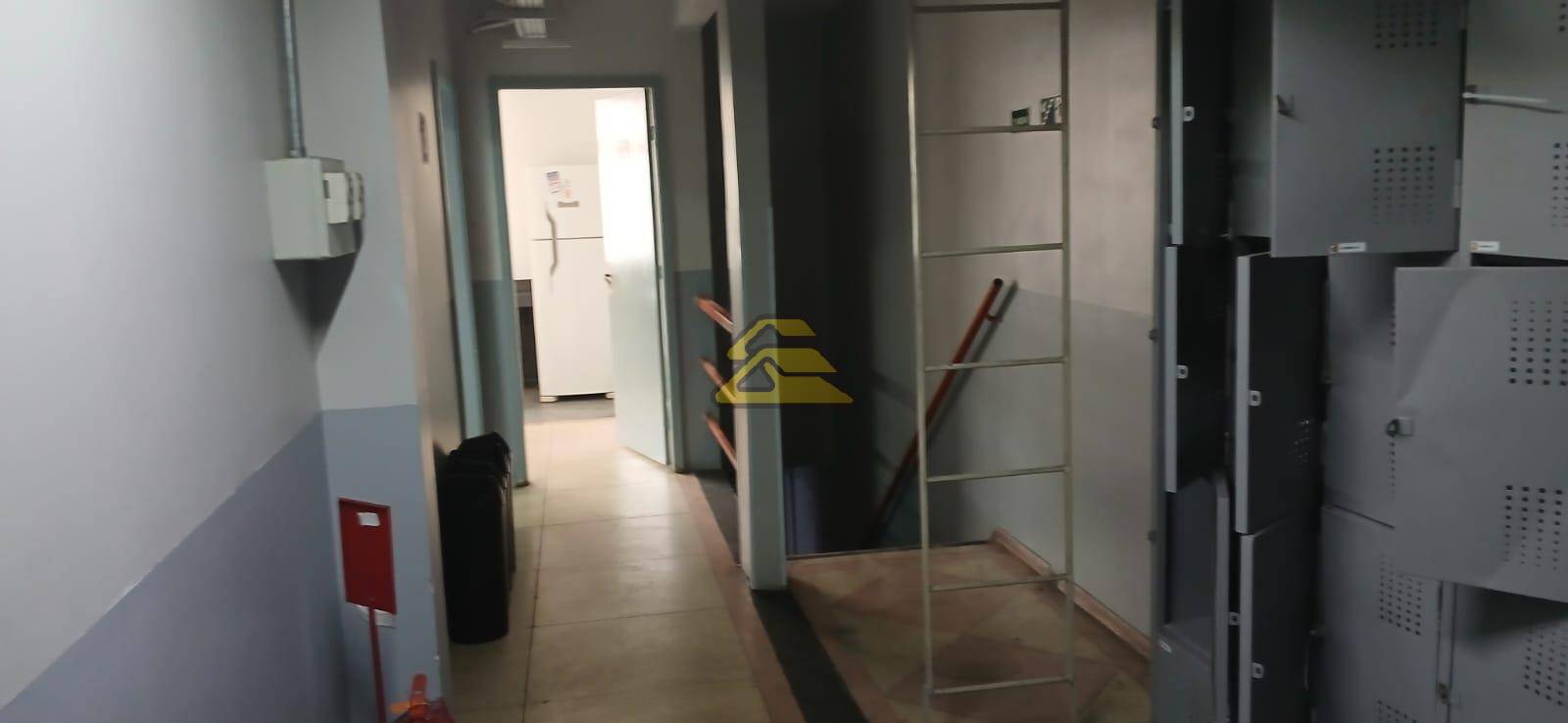 Depósito-Galpão-Armazém à venda, 791m² - Foto 8