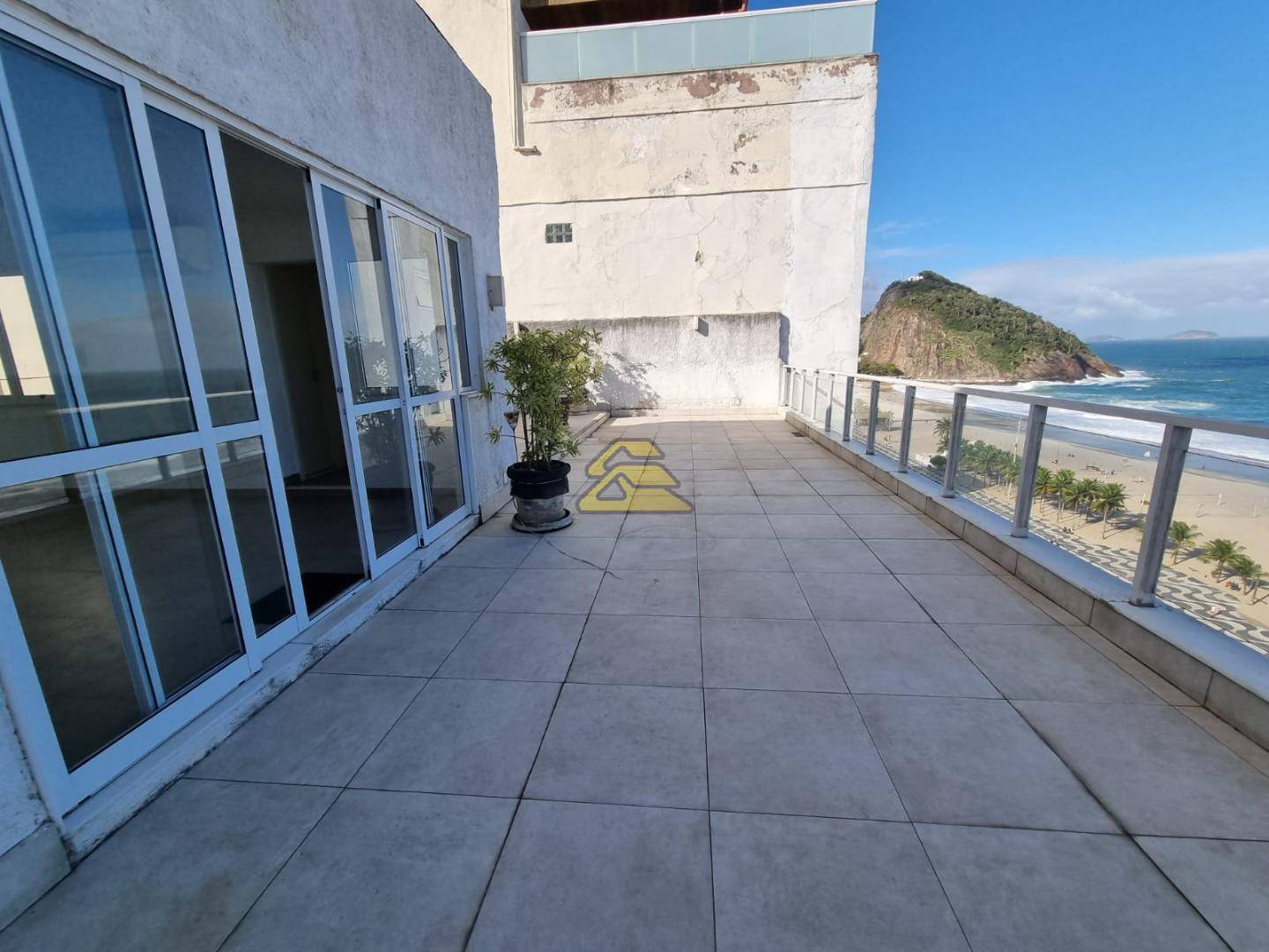 Cobertura à venda com 3 quartos, 612m² - Foto 2