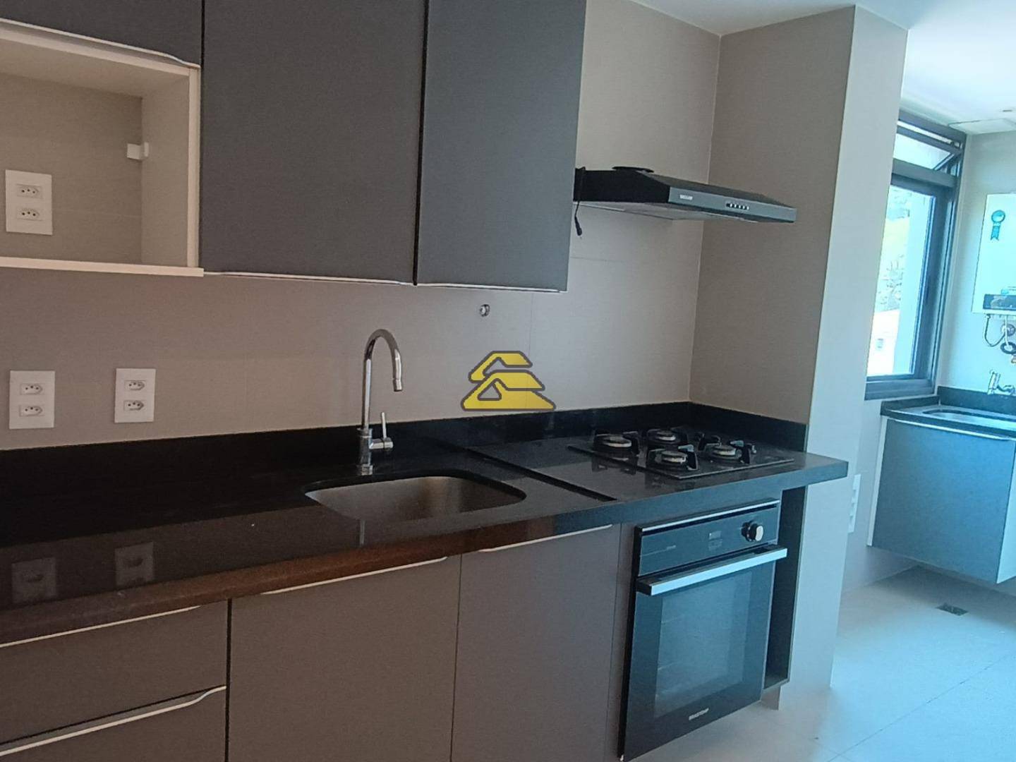 Cobertura à venda com 3 quartos, 180m² - Foto 8