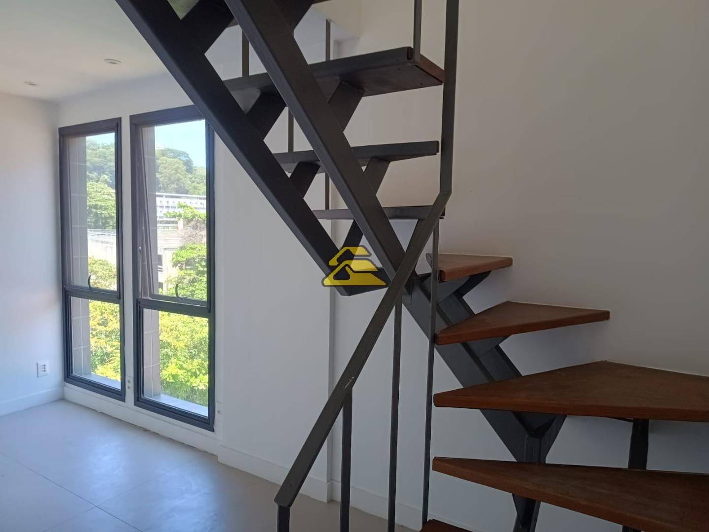 Cobertura à venda com 3 quartos, 180m² - Foto 11