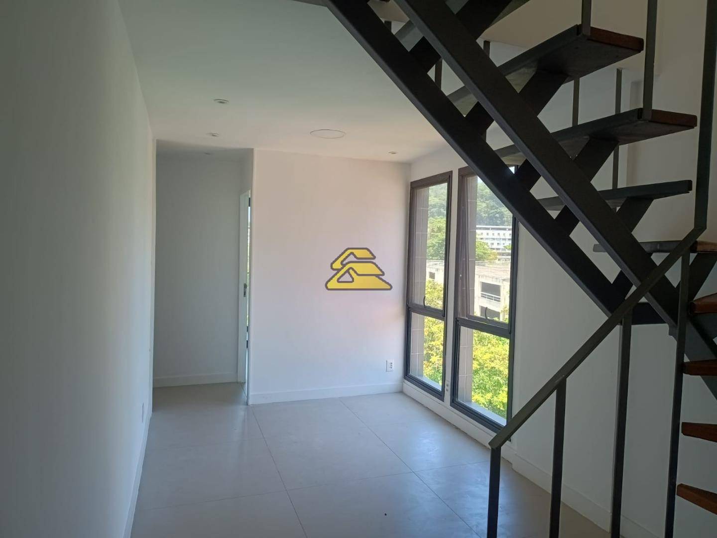 Cobertura à venda com 3 quartos, 180m² - Foto 12