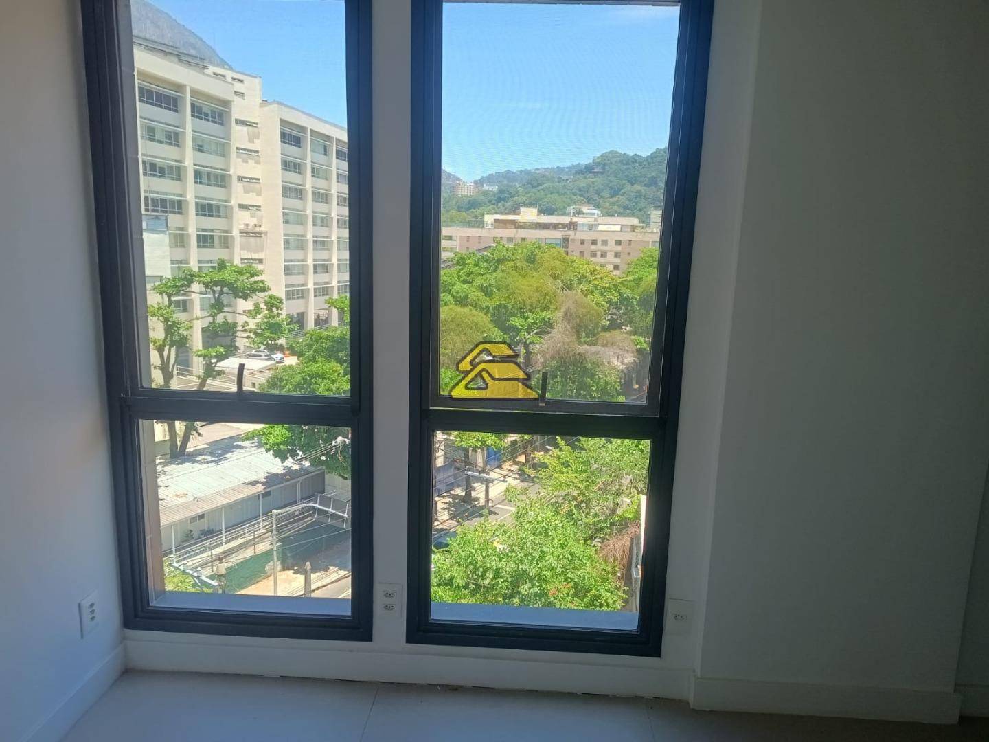 Cobertura à venda com 3 quartos, 180m² - Foto 13