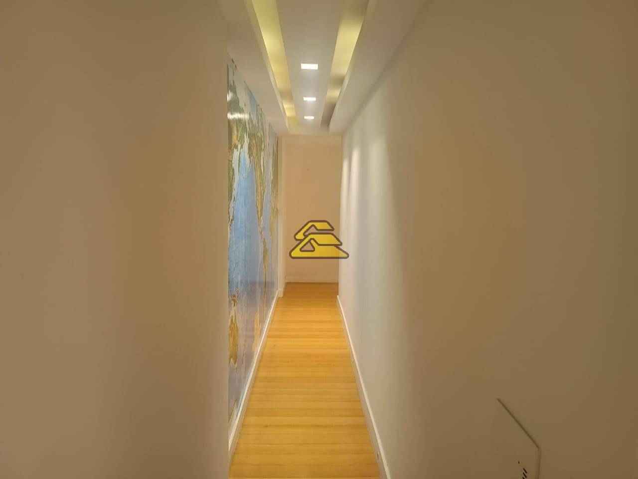 Apartamento à venda com 3 quartos, 220m² - Foto 12