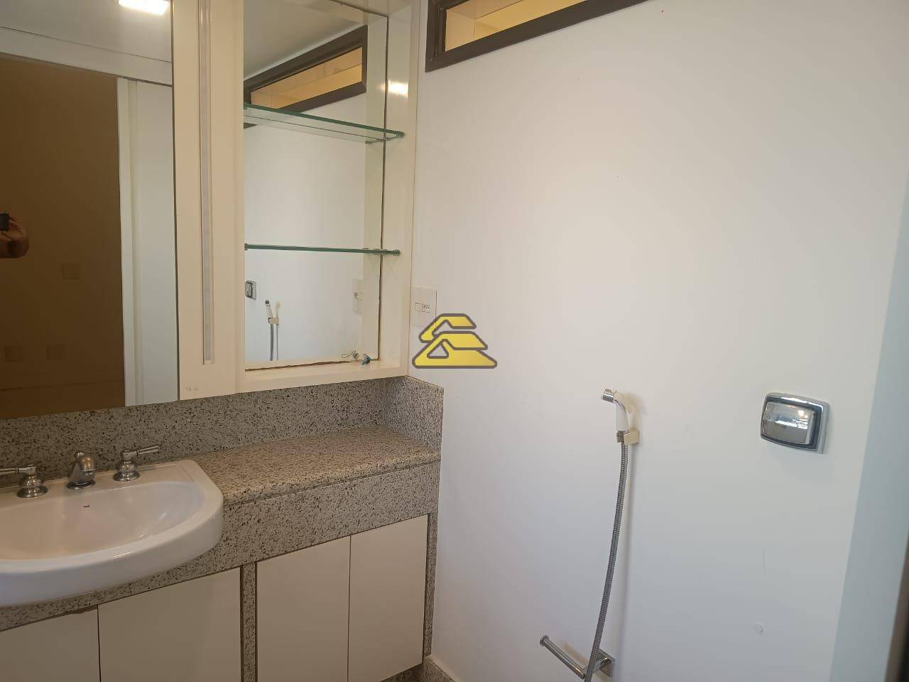 Apartamento à venda com 3 quartos, 220m² - Foto 28