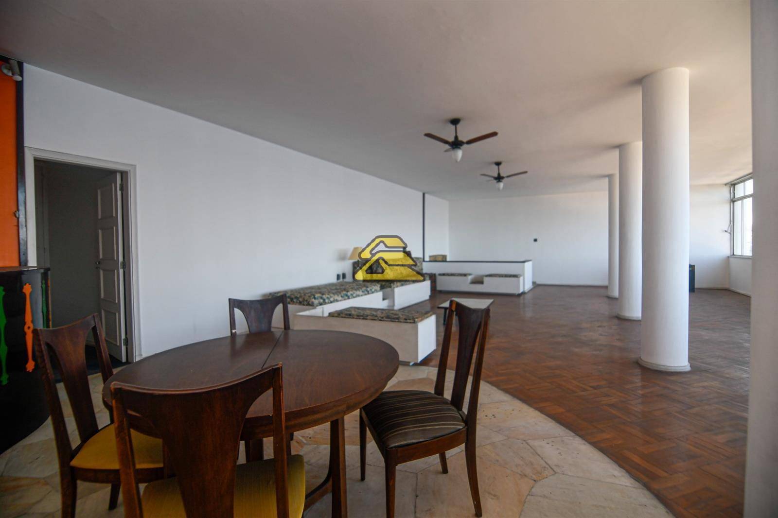 Cobertura à venda com 4 quartos, 427m² - Foto 9