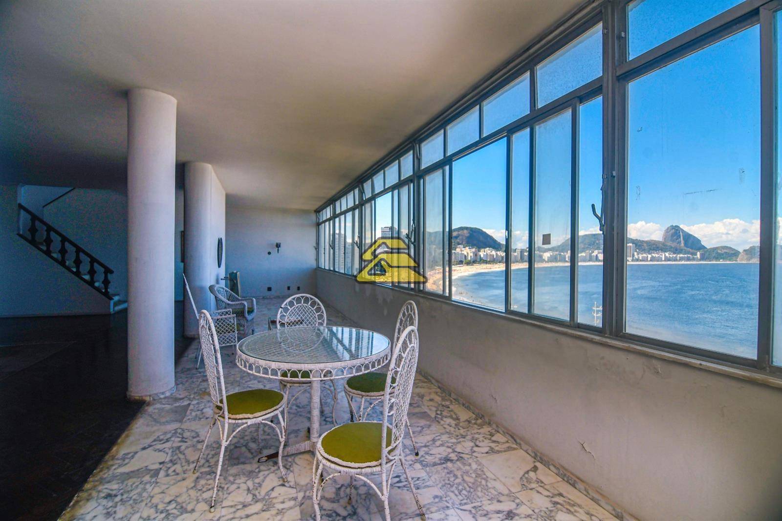 Cobertura à venda com 4 quartos, 427m² - Foto 2