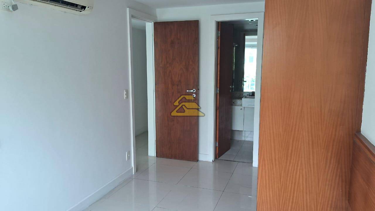 Apartamento para alugar com 4 quartos, 168m² - Foto 10