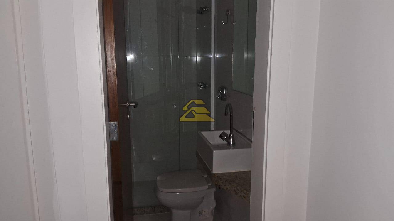 Apartamento para alugar com 4 quartos, 168m² - Foto 18