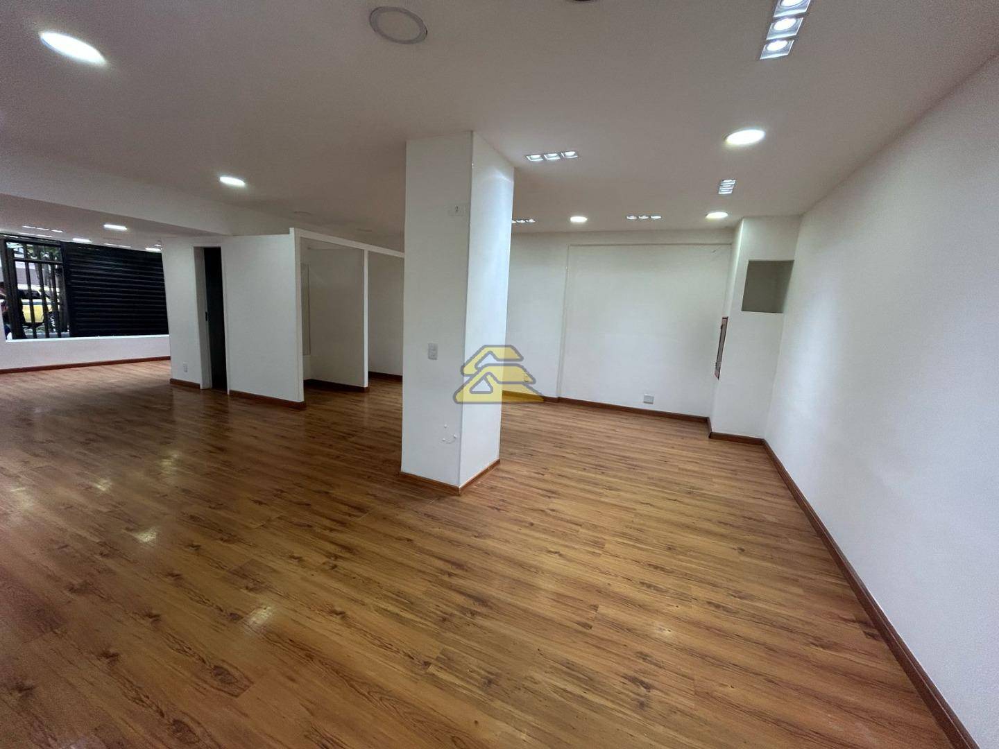 Loja-Salão para alugar, 82m² - Foto 2