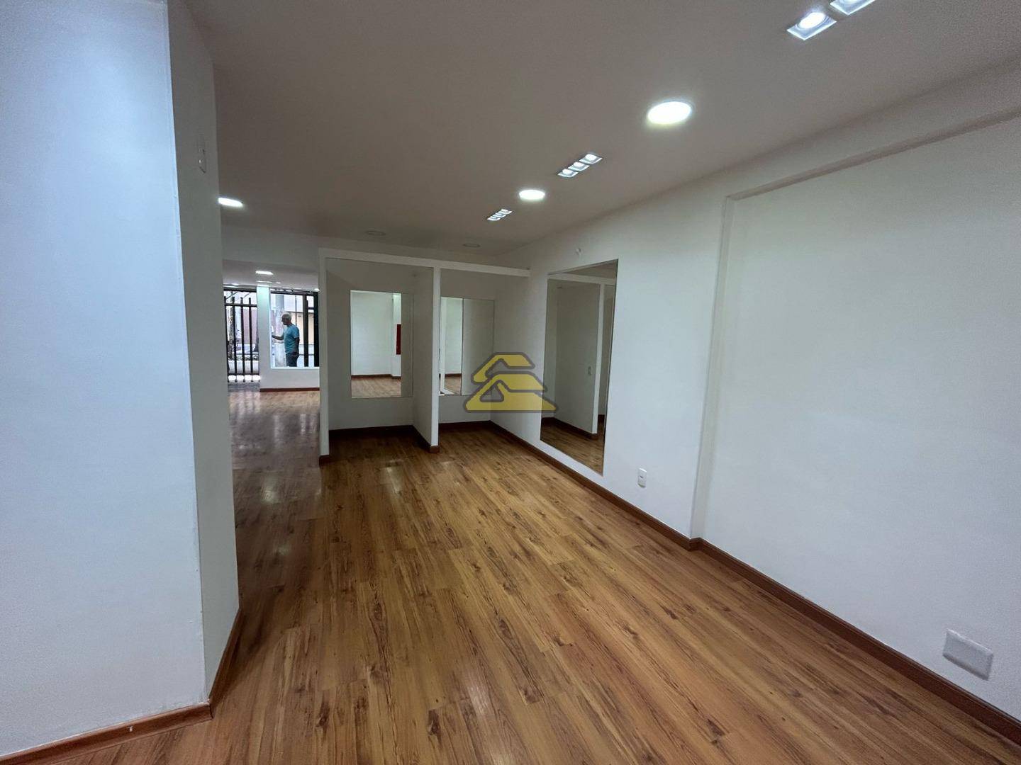 Loja-Salão para alugar, 82m² - Foto 7