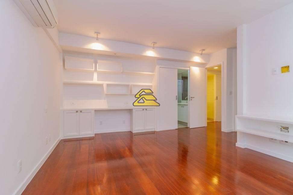 Apartamento à venda com 3 quartos, 199m² - Foto 10