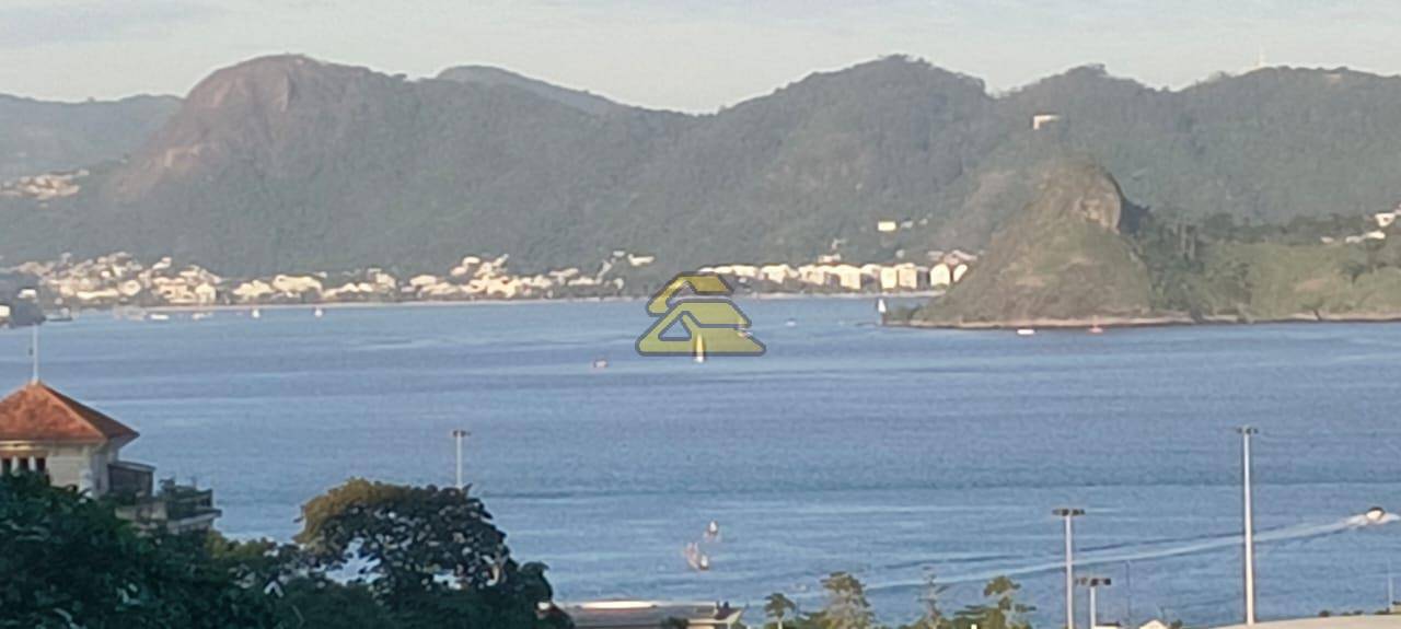 Apartamento à venda com 2 quartos, 106m² - Foto 3