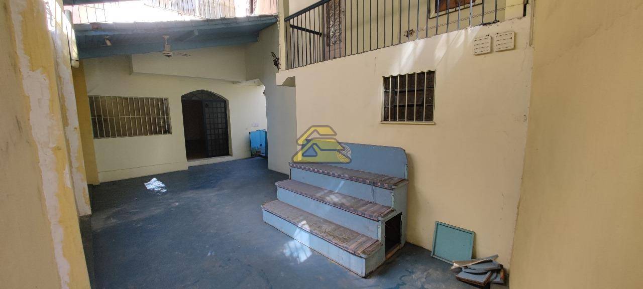 Prédio Inteiro à venda com 3 quartos, 161m² - Foto 30