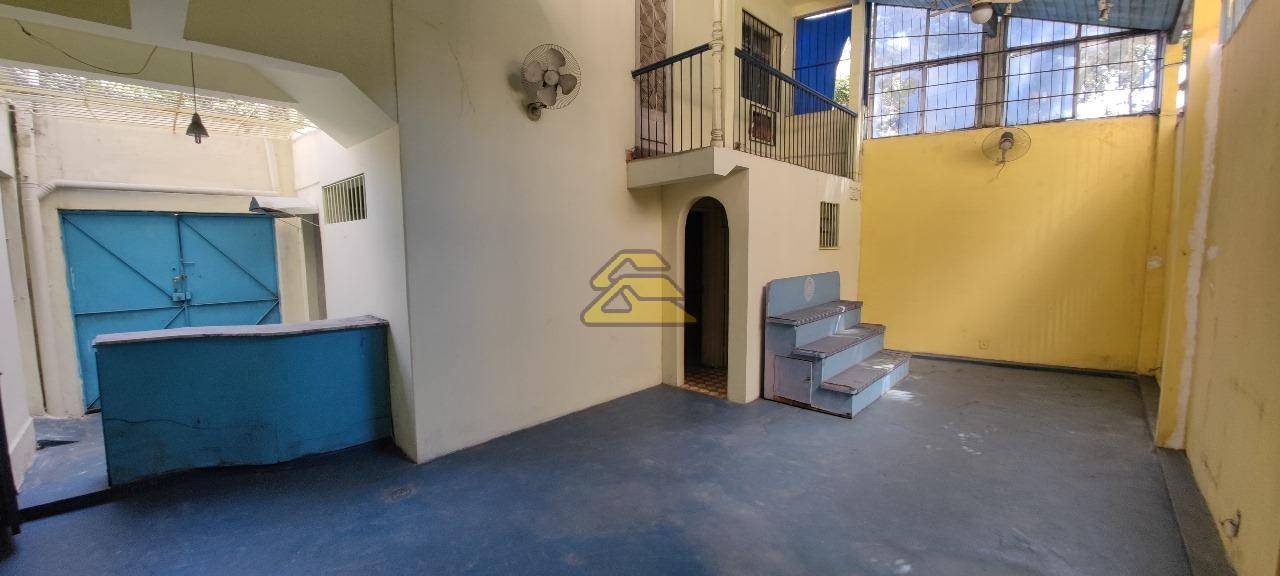 Prédio Inteiro à venda com 3 quartos, 161m² - Foto 27