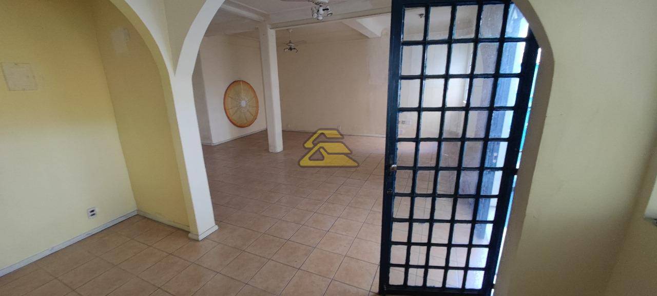 Prédio Inteiro à venda com 3 quartos, 161m² - Foto 8