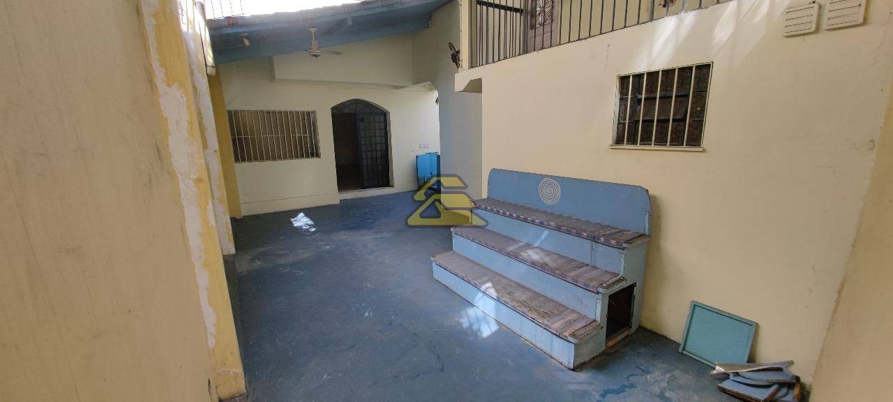 Prédio Inteiro à venda com 3 quartos, 161m² - Foto 29