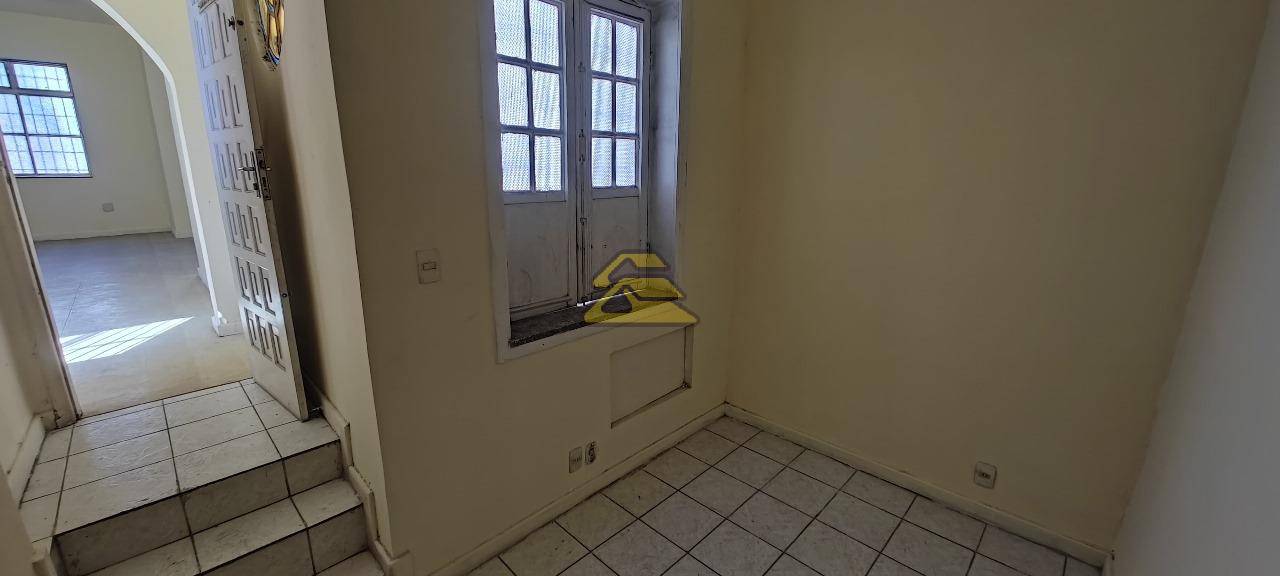 Prédio Inteiro à venda com 3 quartos, 161m² - Foto 32