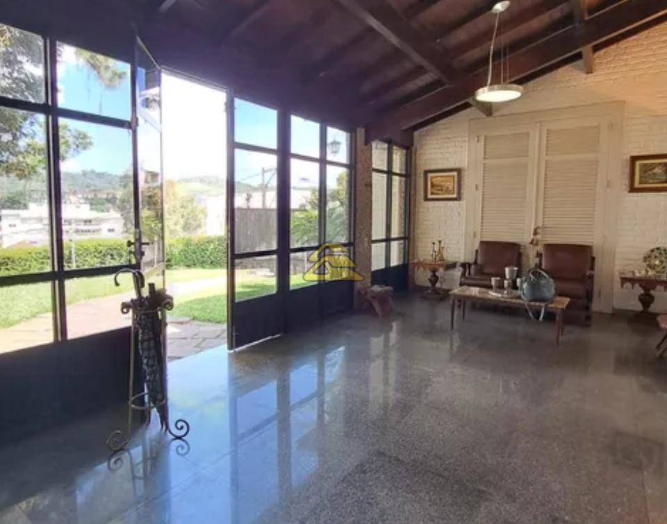 Casa à venda com 5 quartos, 2520m² - Foto 7