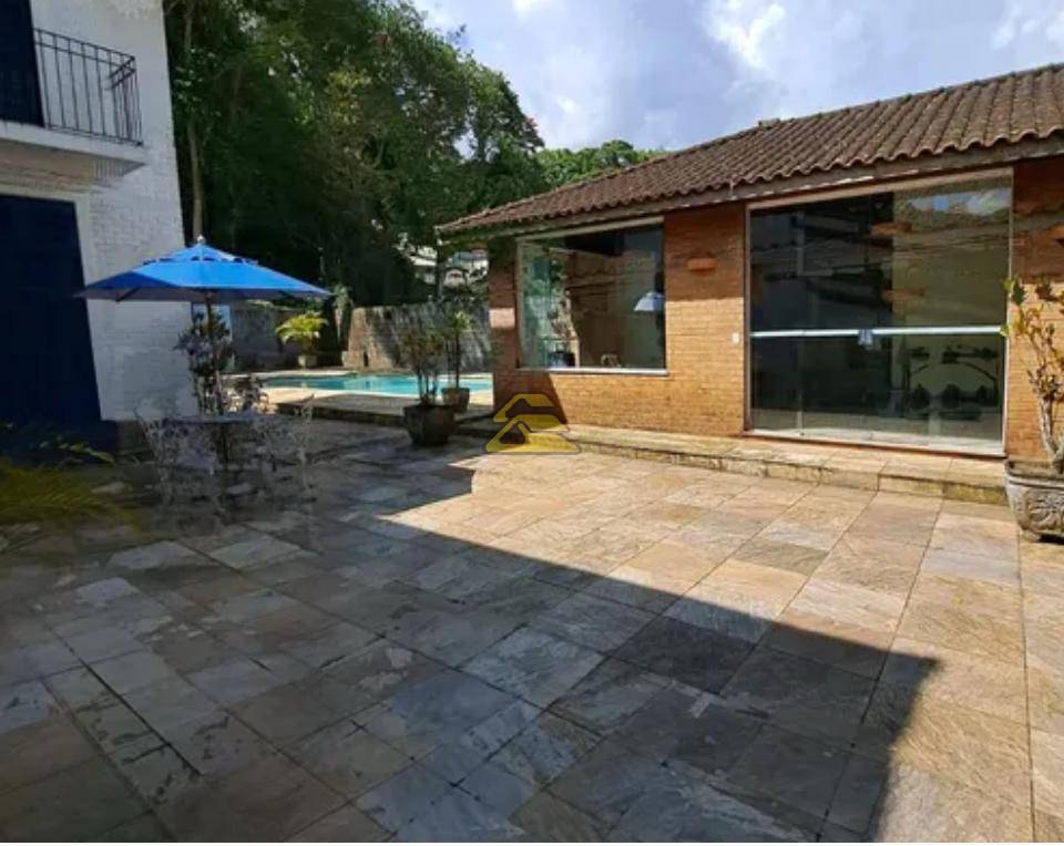 Casa à venda com 5 quartos, 2520m² - Foto 6