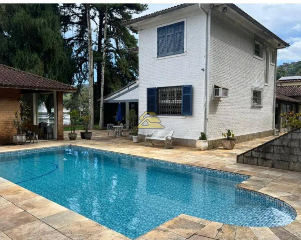 Casa à venda com 5 quartos, 2520m² - Foto 2