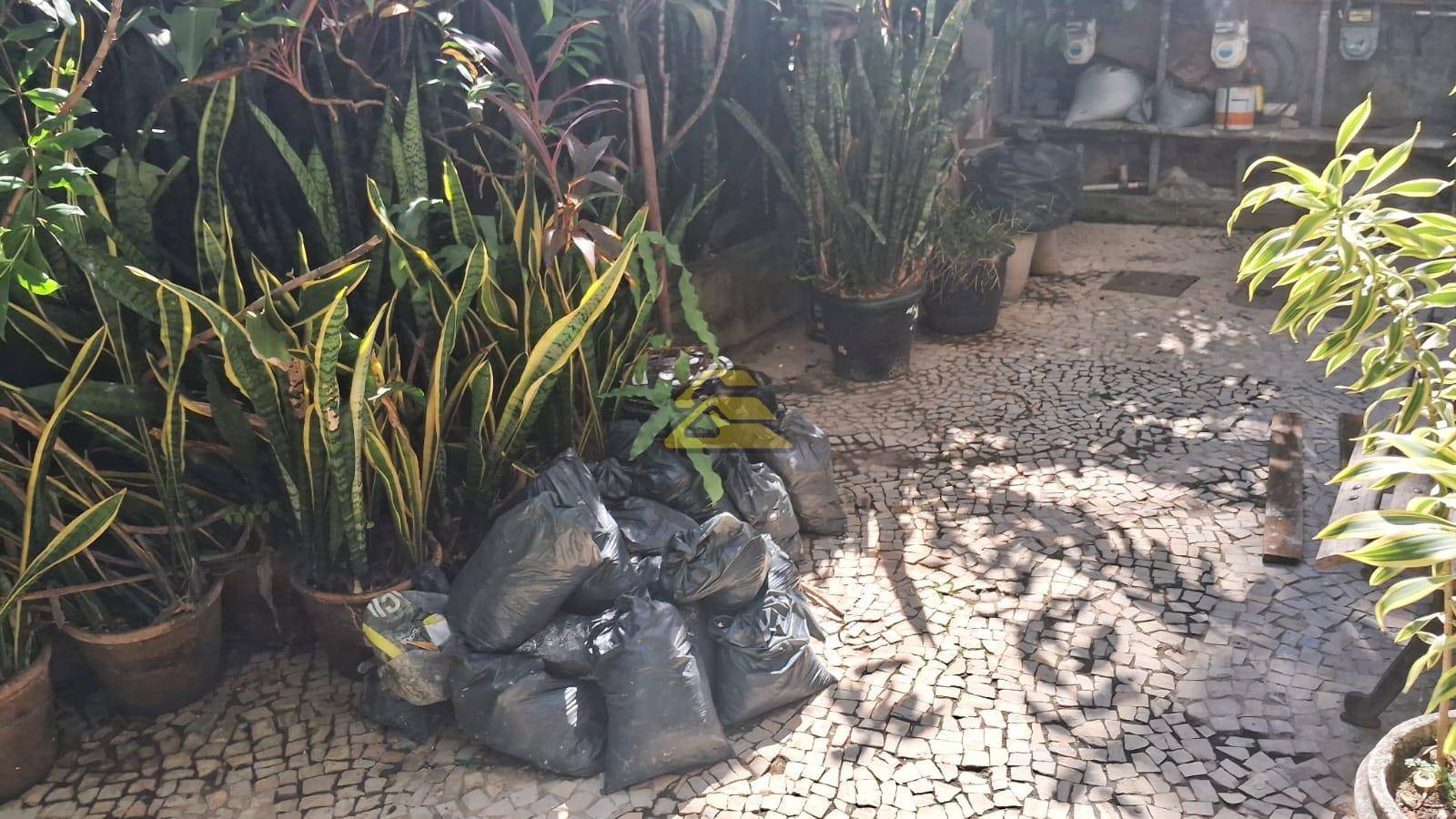 Apartamento para alugar com 2 quartos, 96m² - Foto 10