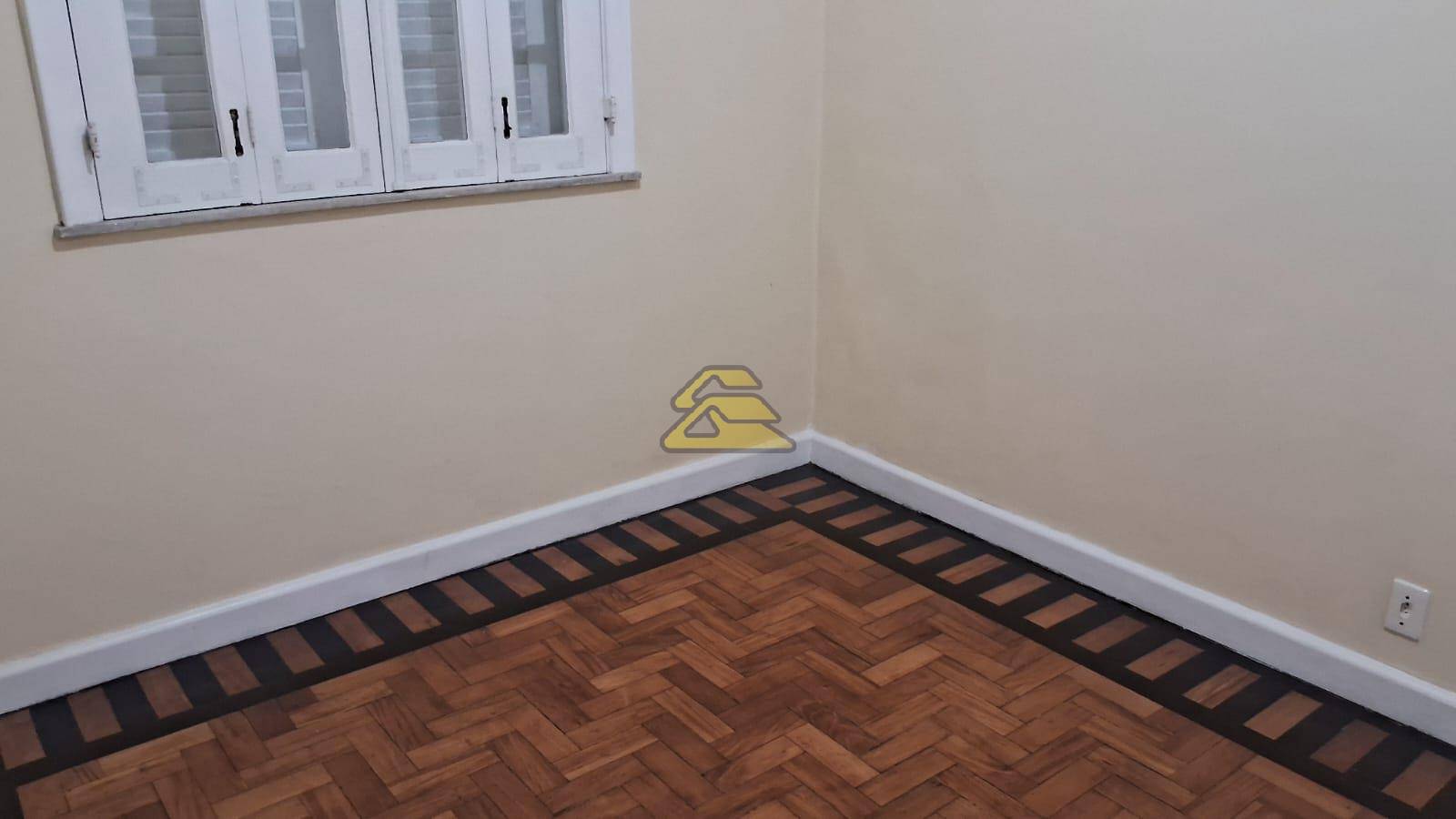 Apartamento para alugar com 2 quartos, 96m² - Foto 8