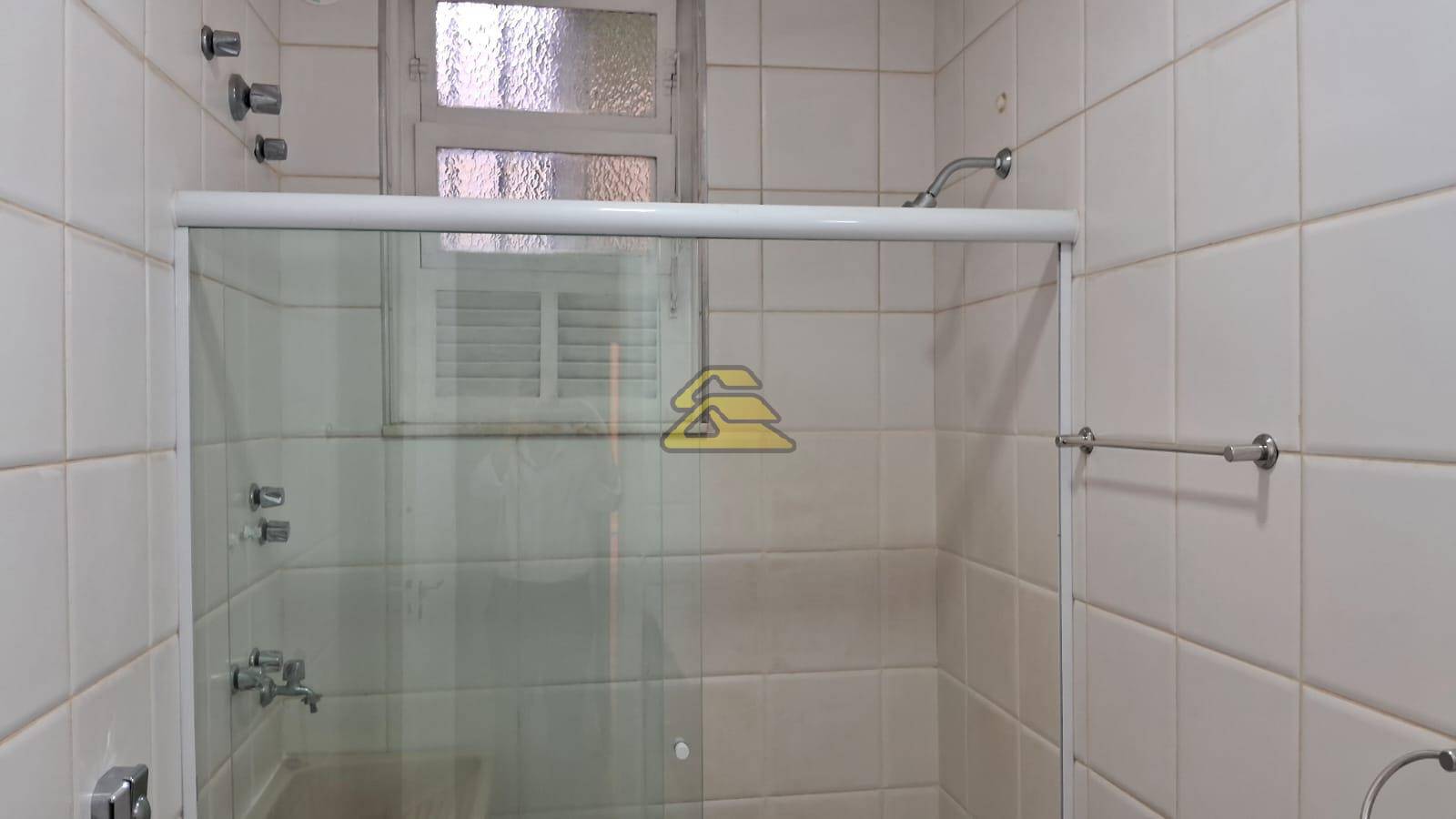 Apartamento para alugar com 2 quartos, 96m² - Foto 14