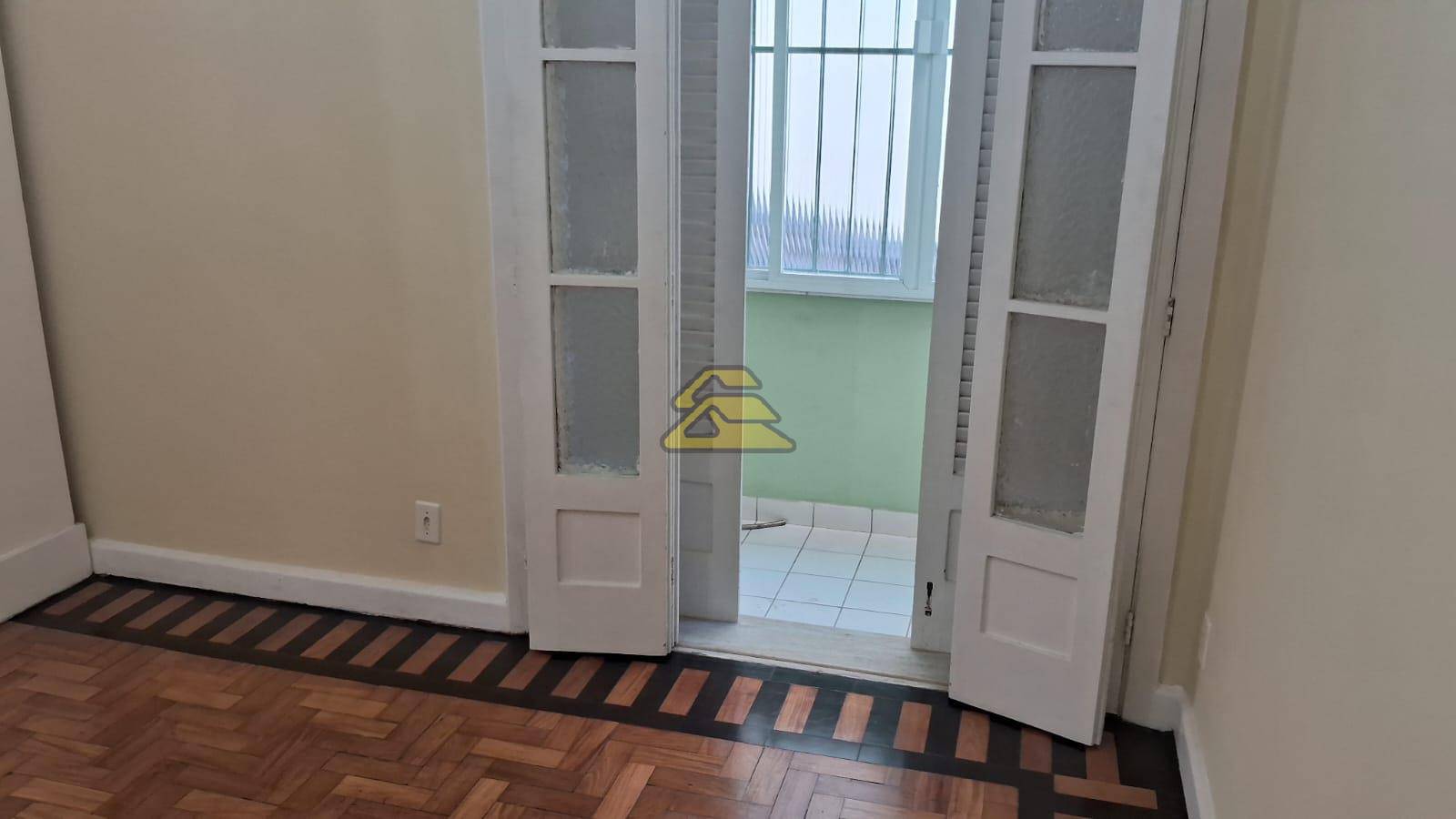 Apartamento para alugar com 2 quartos, 96m² - Foto 27