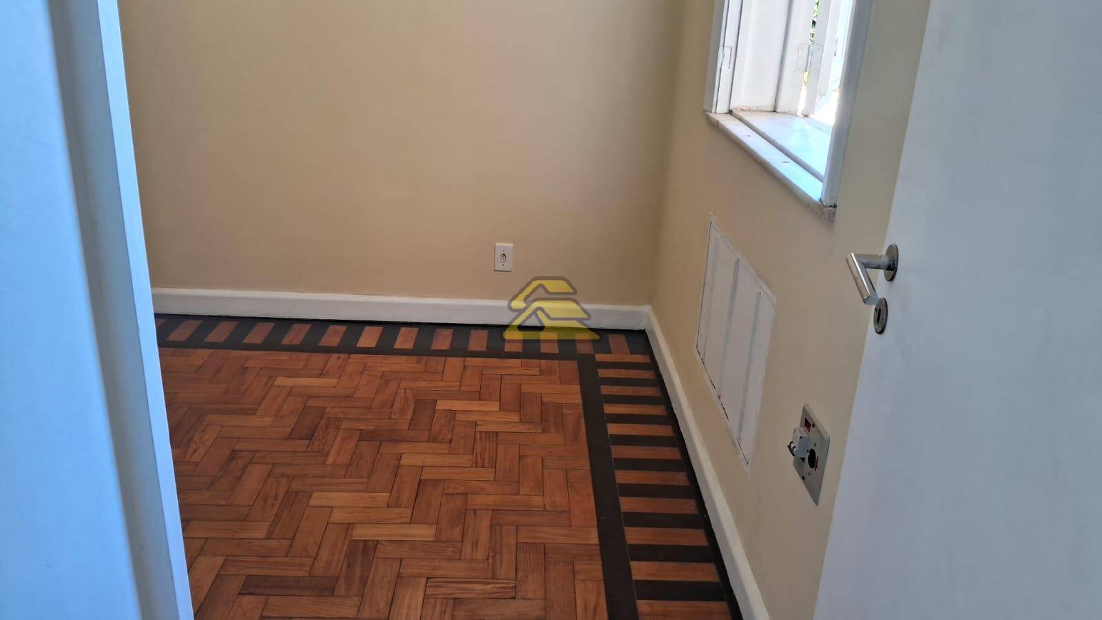 Apartamento para alugar com 2 quartos, 96m² - Foto 29