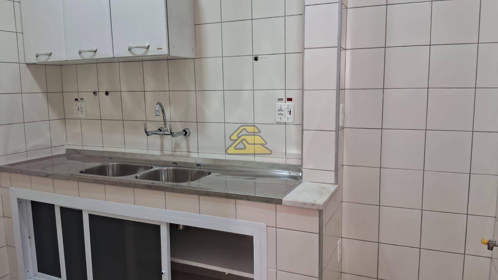 Apartamento para alugar com 2 quartos, 96m² - Foto 37