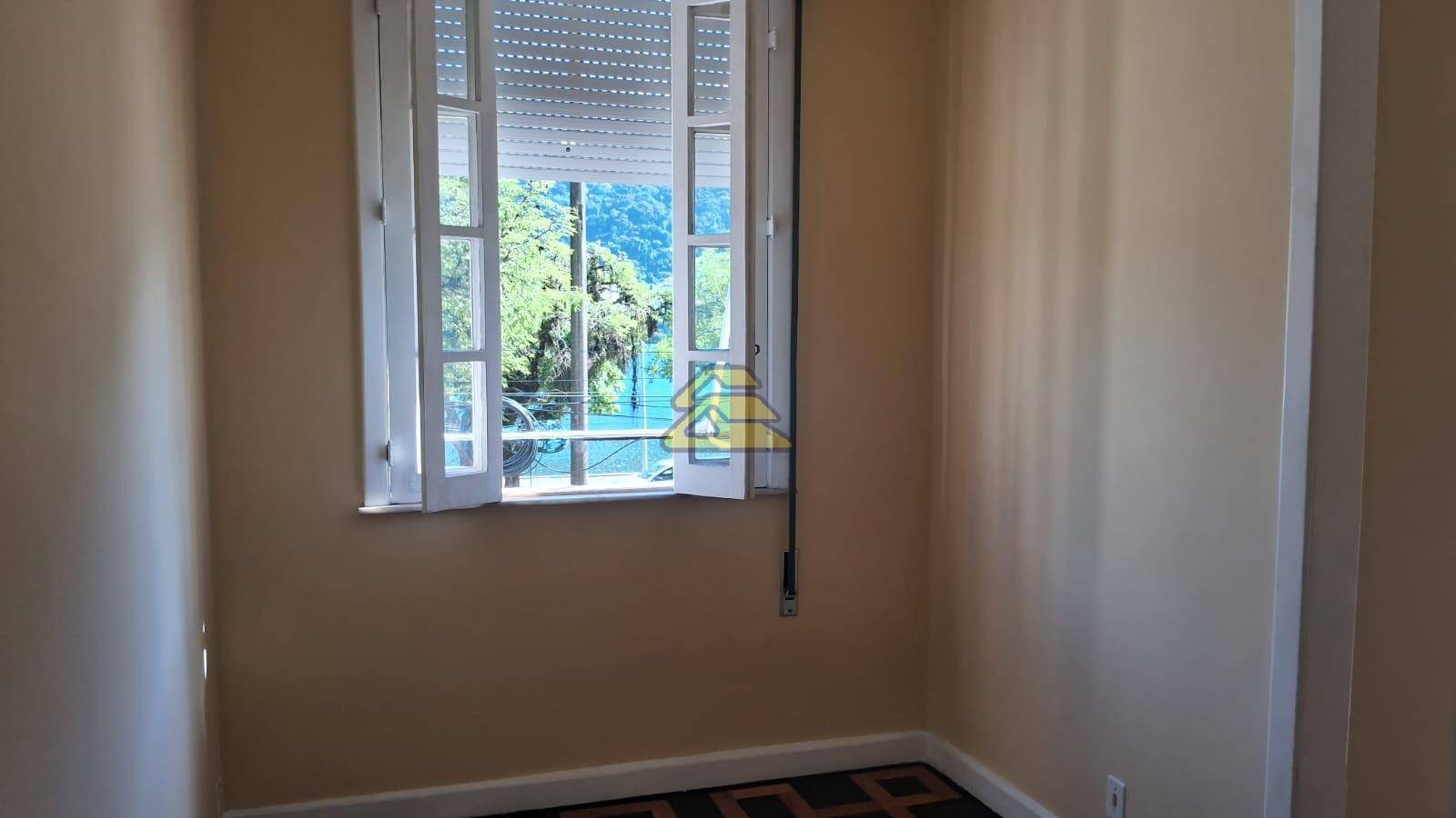 Apartamento para alugar com 2 quartos, 96m² - Foto 11