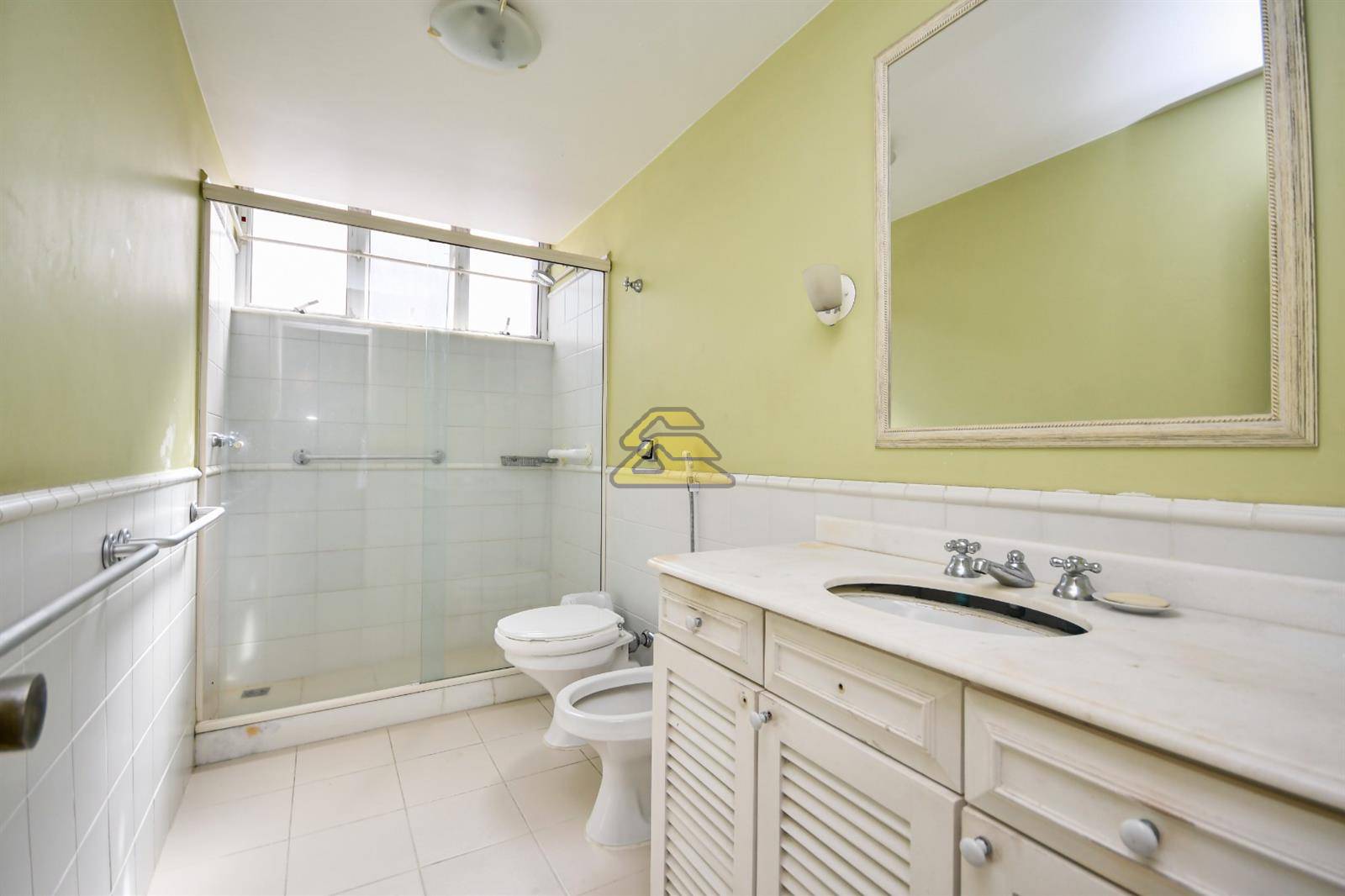 Apartamento à venda com 4 quartos, 200m² - Foto 20