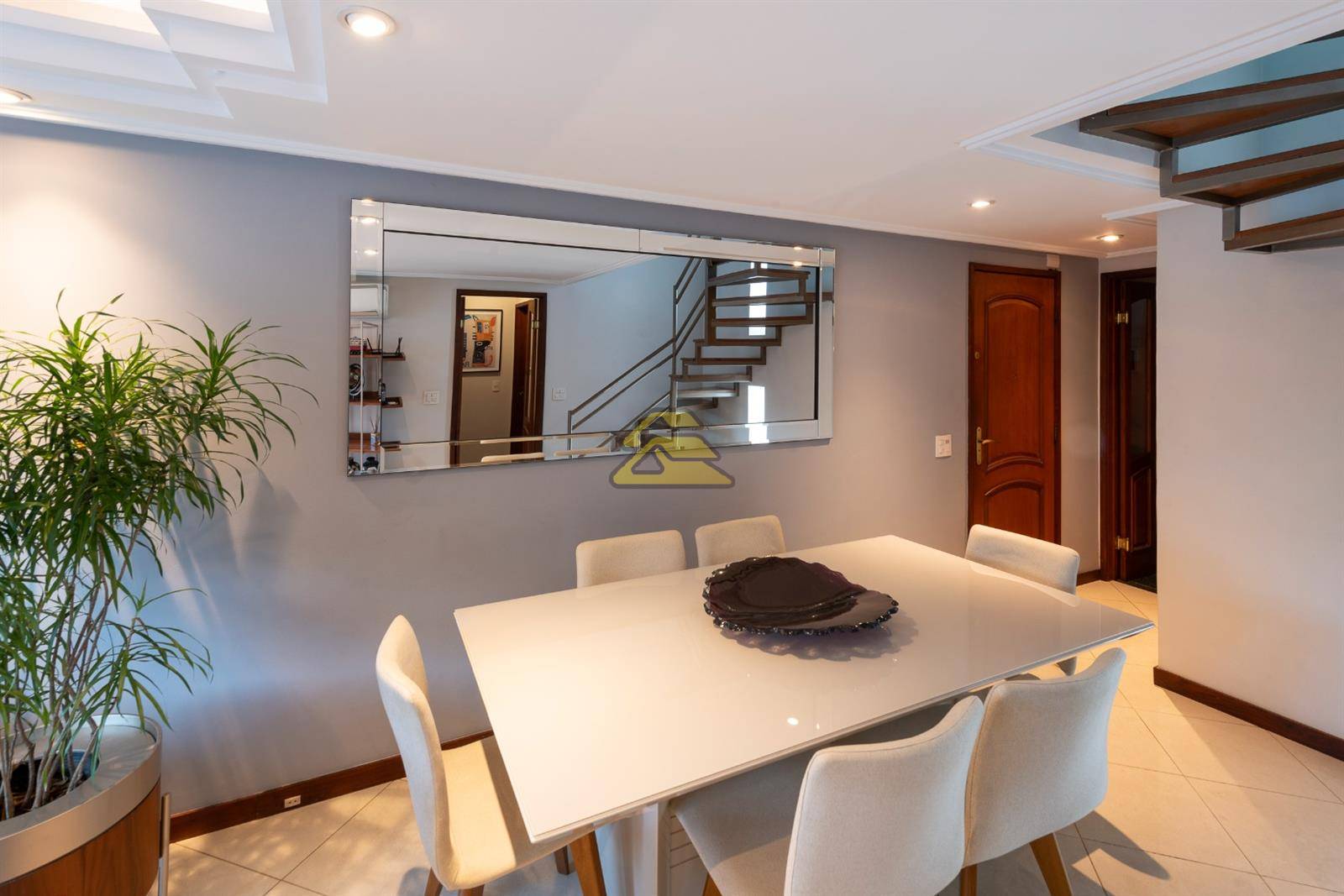 Cobertura à venda com 3 quartos, 182m² - Foto 8