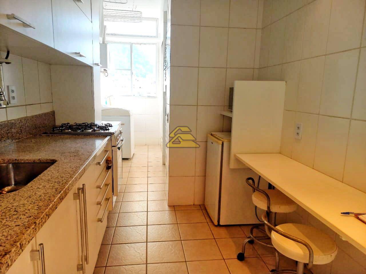 Apartamento à venda com 2 quartos, 71m² - Foto 30