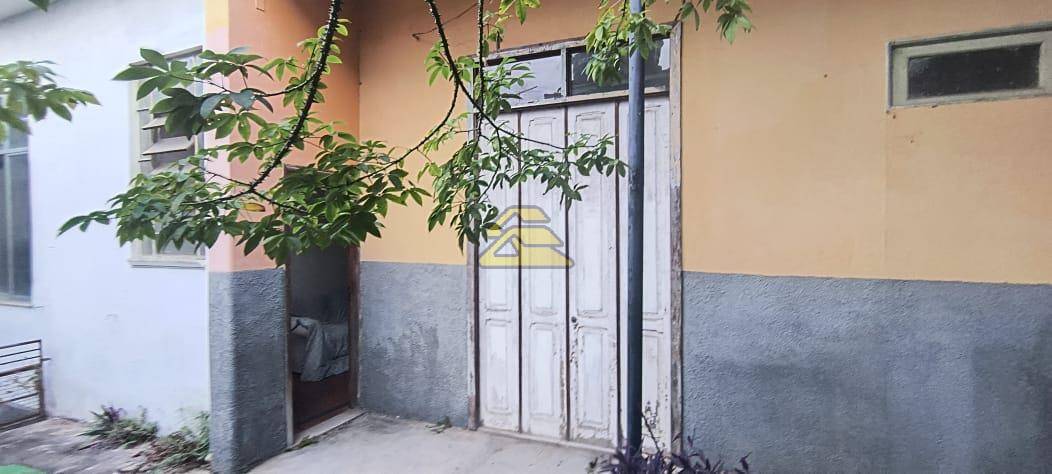 Casa à venda com 3 quartos, 265m² - Foto 16