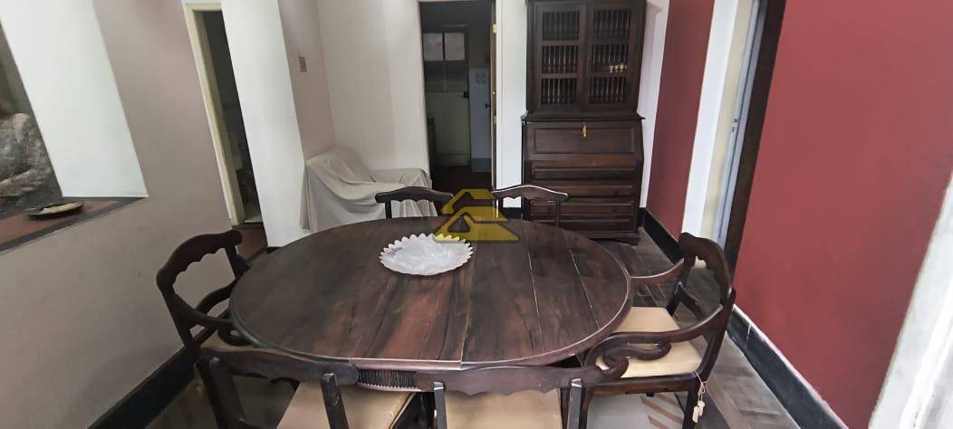 Casa à venda com 3 quartos, 265m² - Foto 17