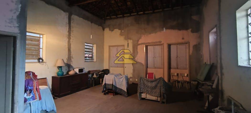 Casa à venda com 3 quartos, 265m² - Foto 21