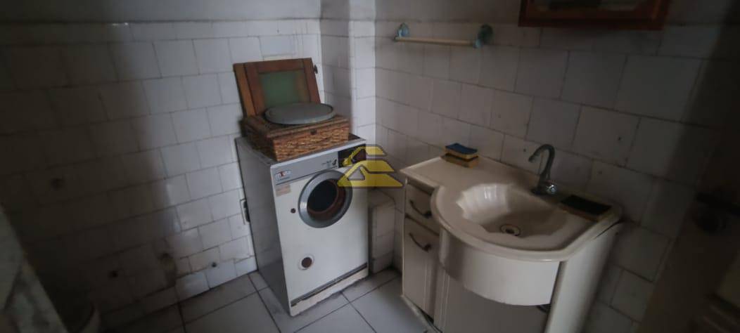 Casa à venda com 3 quartos, 265m² - Foto 23
