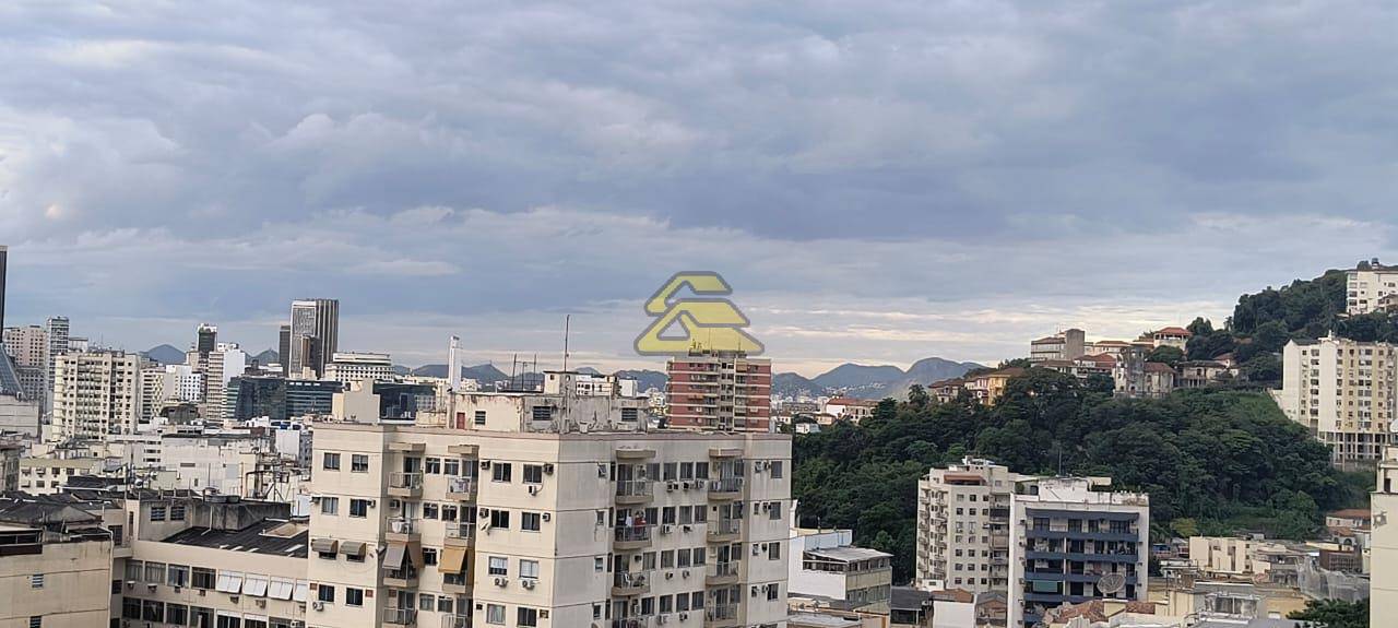 Casa à venda com 3 quartos, 265m² - Foto 28
