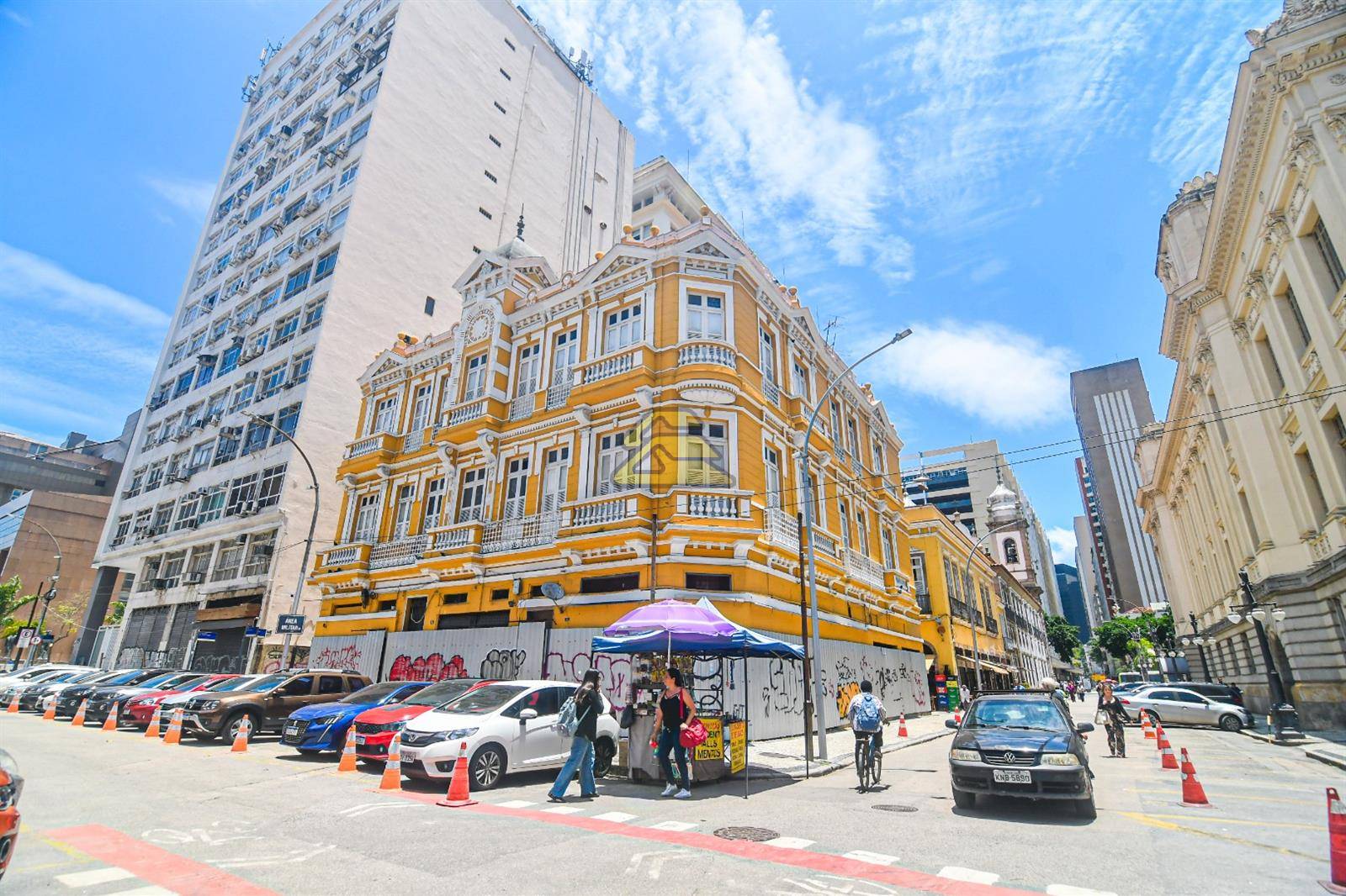 Prédio Inteiro para alugar, 1500m² - Foto 1