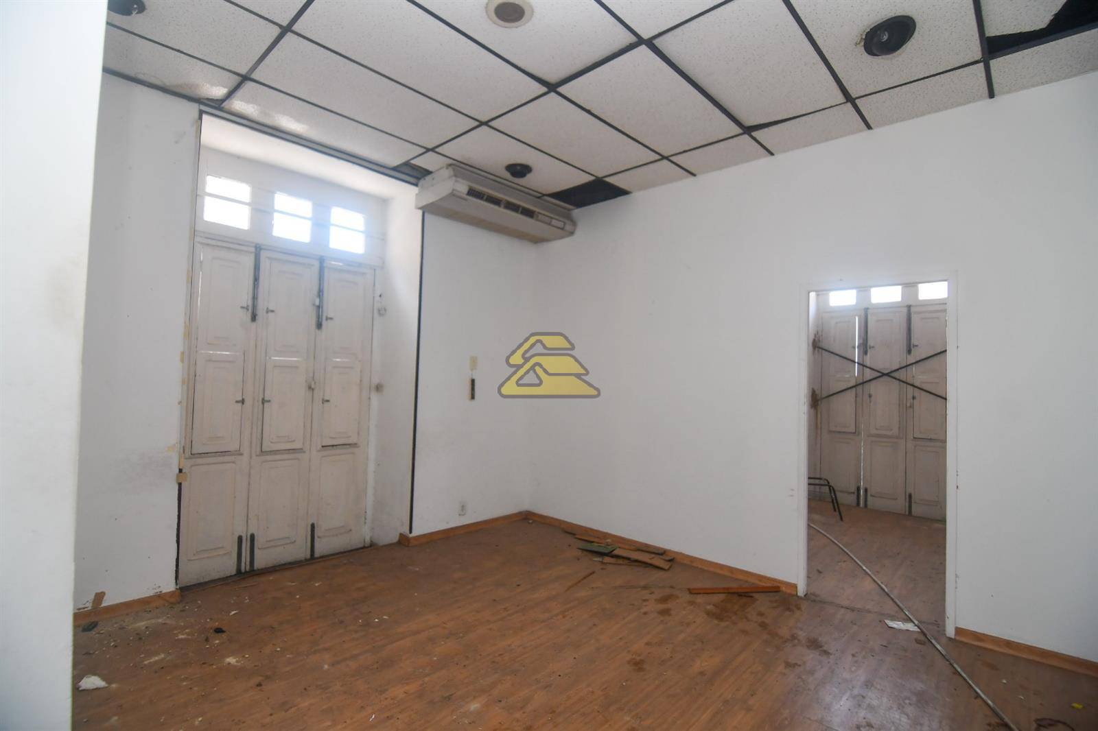 Prédio Inteiro para alugar, 1500m² - Foto 8