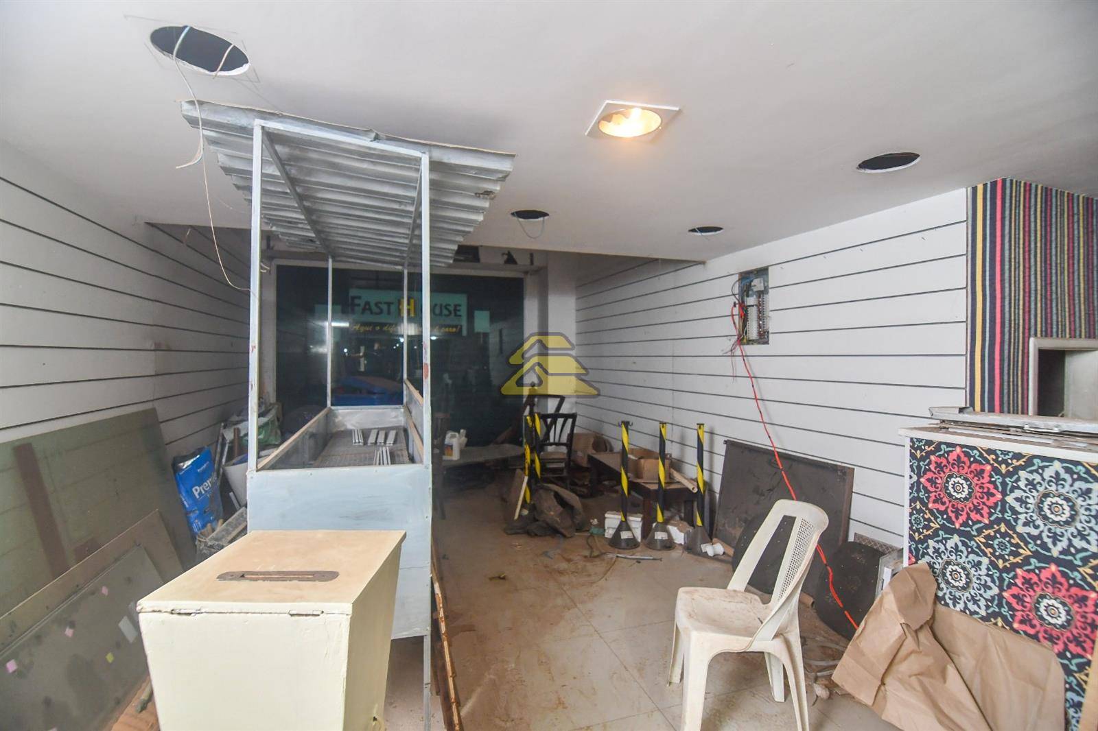 Prédio Inteiro para alugar, 1500m² - Foto 12