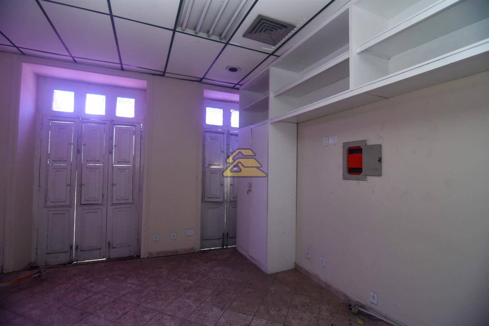 Prédio Inteiro para alugar, 1500m² - Foto 36