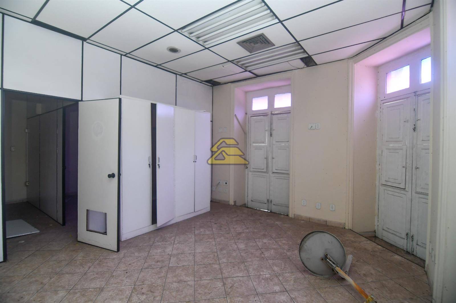 Prédio Inteiro para alugar, 1500m² - Foto 38