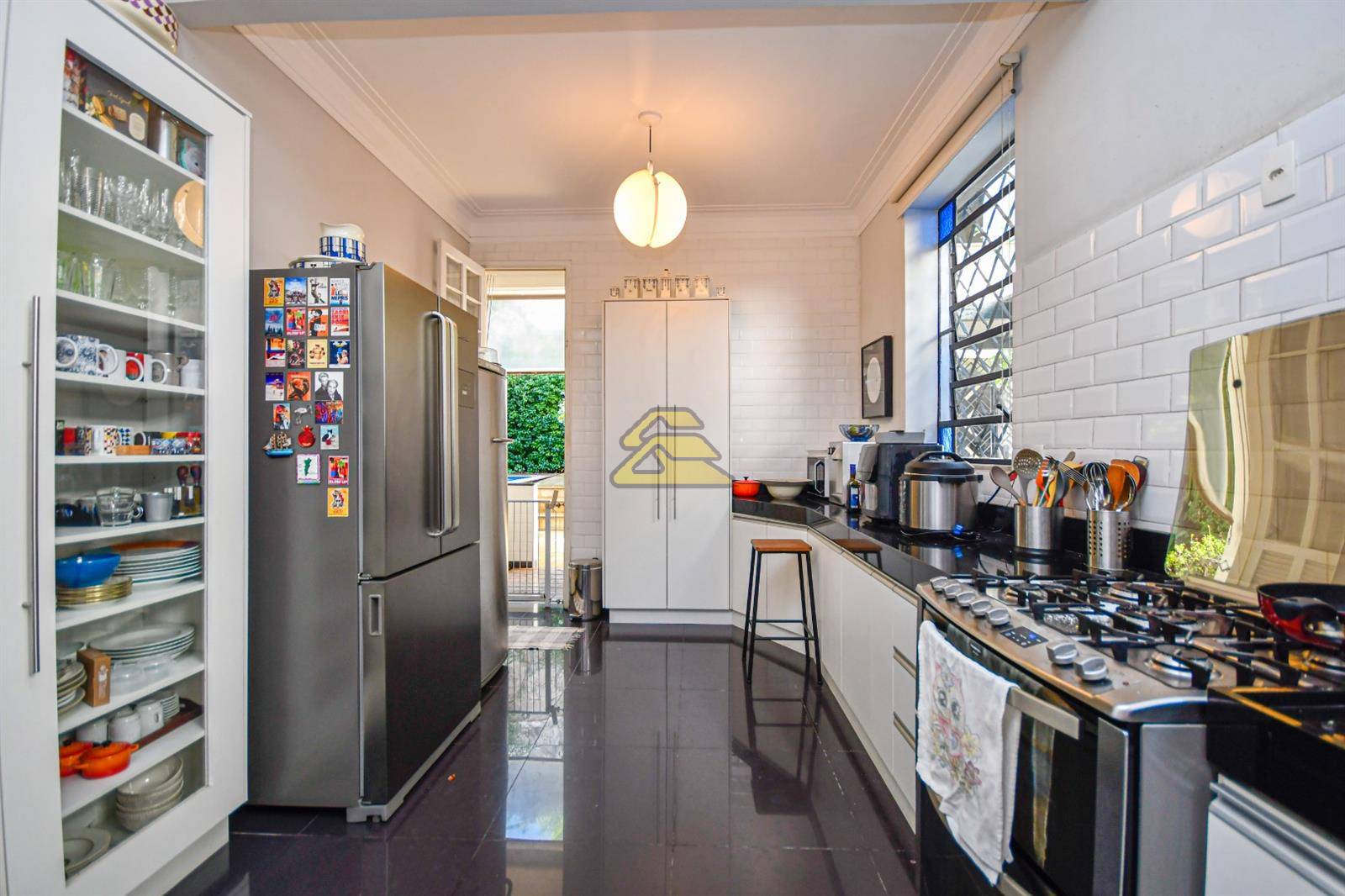 Casa à venda com 7 quartos, 585m² - Foto 34