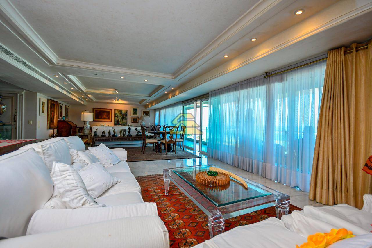 Apartamento à venda com 3 quartos, 420m² - Foto 3