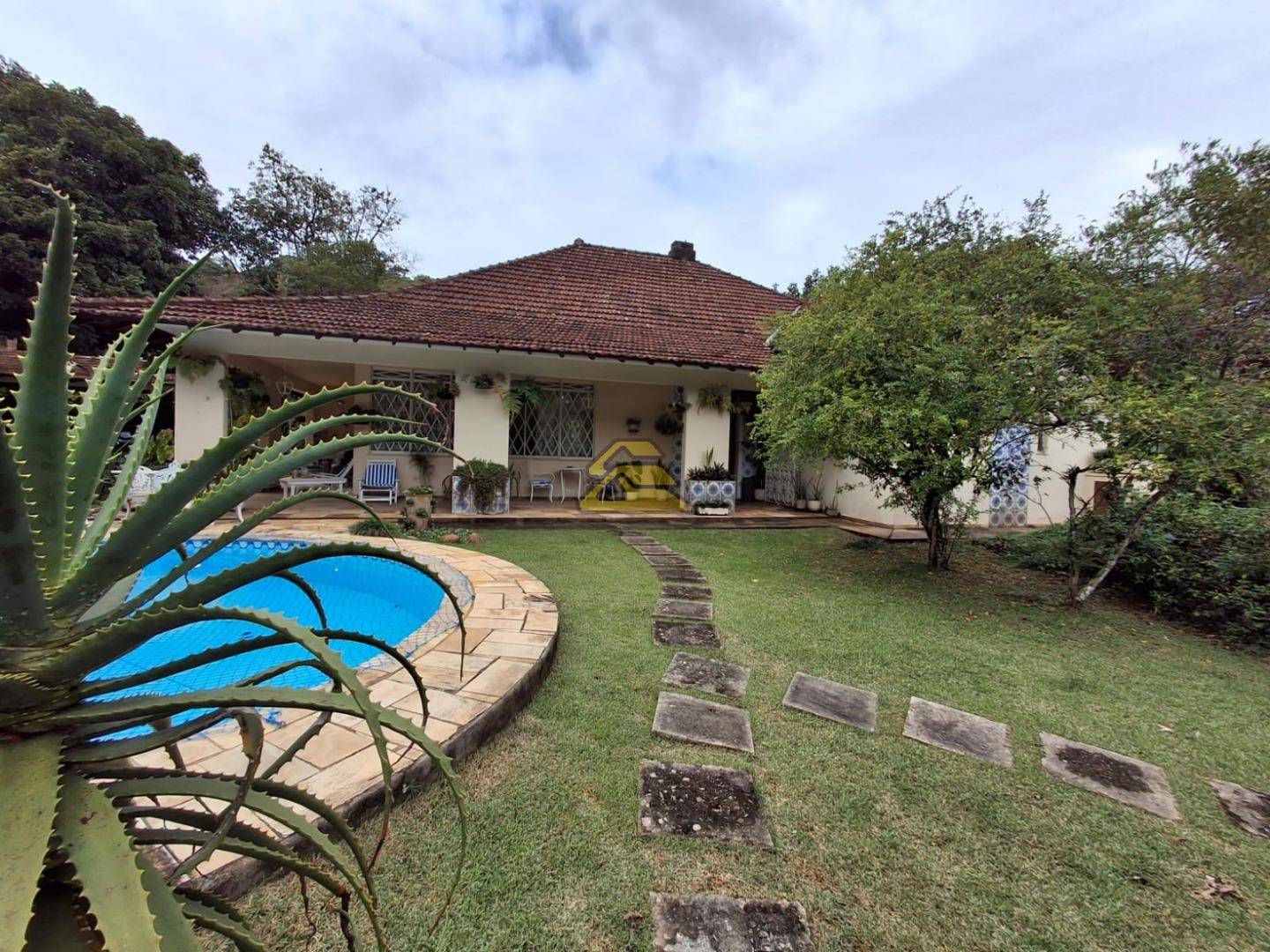 Casa à venda com 5 quartos, 380m² - Foto 22
