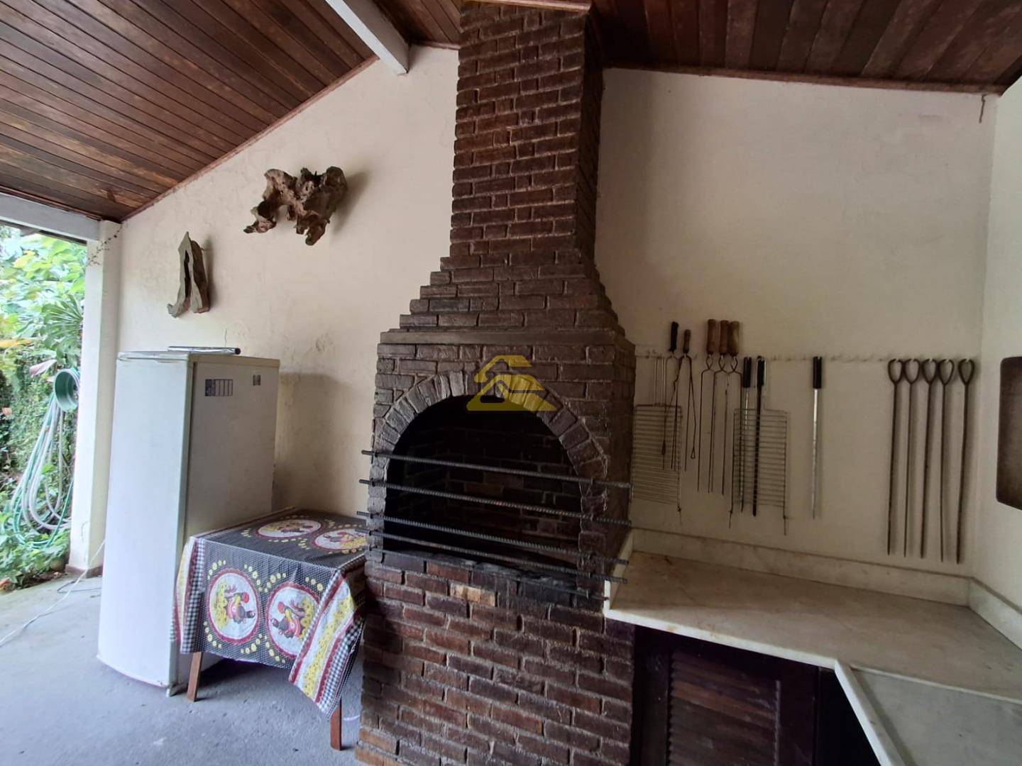 Casa à venda com 5 quartos, 380m² - Foto 25