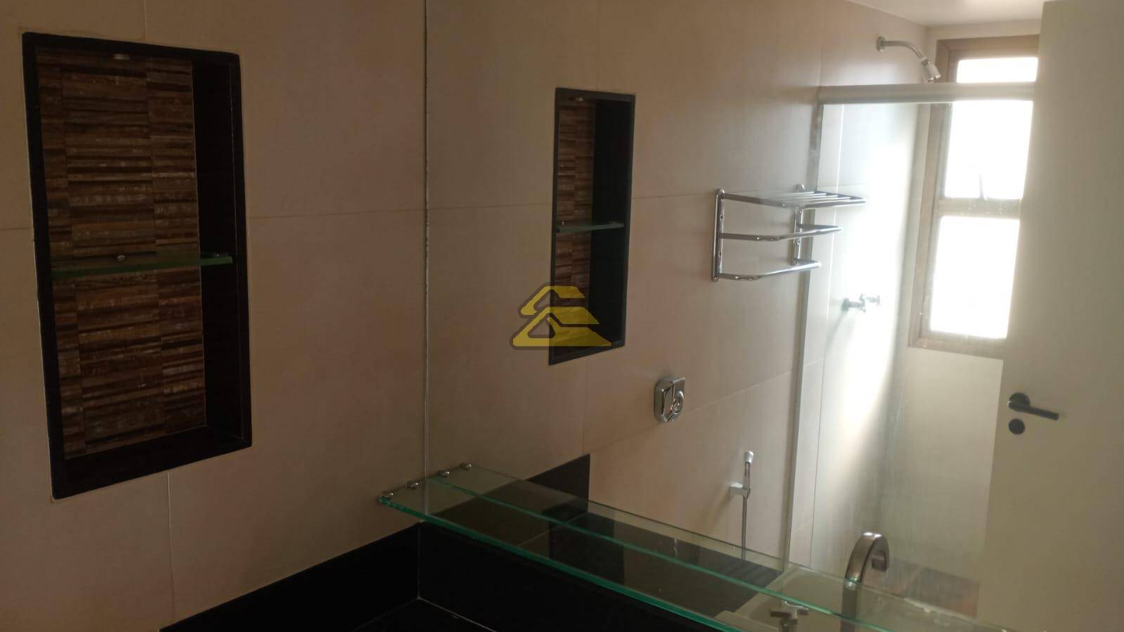 Apartamento à venda com 3 quartos, 140m² - Foto 15